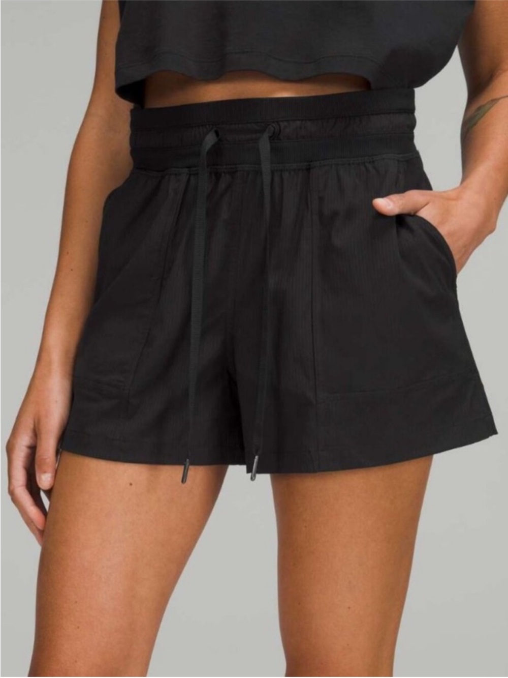 Lululemon Dance Studio High-Rise Short 3.5” - Picture 2 of 6